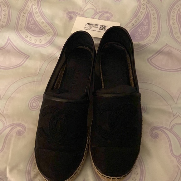 Authentic, Chanel shoes - Picture 6 of 13